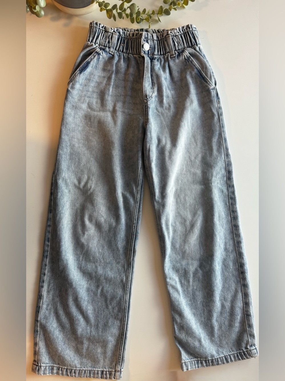 H&M Kids Wide Leg Jeans Light Wash Elastic Waist Girls Size 9-10Y